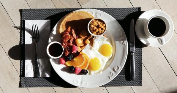 ¿Por qué el desayuno es la comida más importante del día?