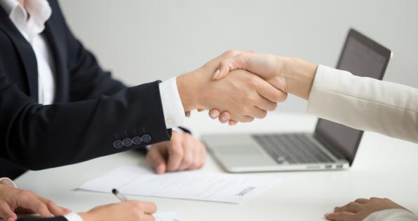 ¡Egresado! Consejos para conseguir tu primer empleo