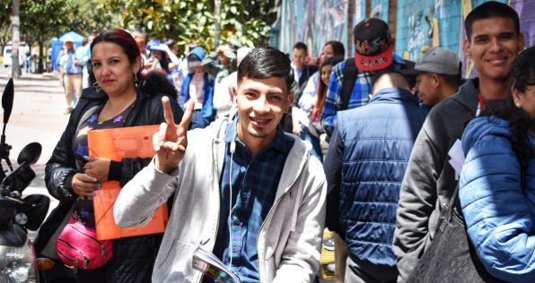 ¿Desempleado? Hay más de 1.000 ofertas de trabajo incluyente y así aplicas