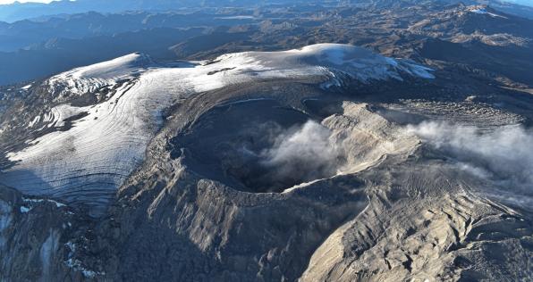 Volcán Nevado del Ruiz: en alerta naranja por “erupción probable”