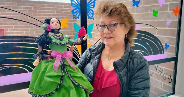 Adultos mayores emprenden en Bogotá: así los apoyas en la Feria Plateada