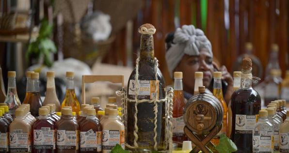 Viche del Pacífico: MinCultura anuncia plan a favor de la bebida ancestral