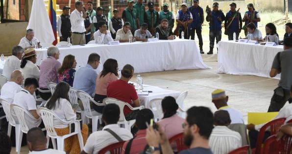 Gobierno y EMC de FARC: instalan mesa de diálogos e inicia cese al fuego