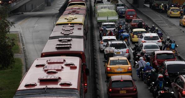 Pico y placa jueves 12 de diciembre en Bogotá