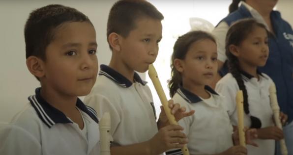 Conoce la iniciativa que apoya a los niños con música
