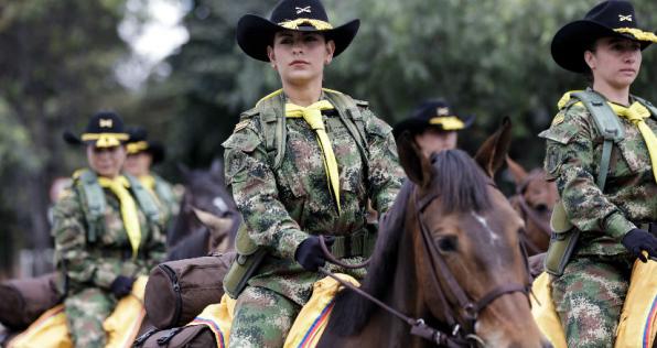 ¡Vive la transmisión del Desfile Militar y Policial del 20 de julio! 