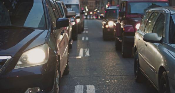 ¡Pilas! Suben las tarifas de comparendos, patios y grúas
