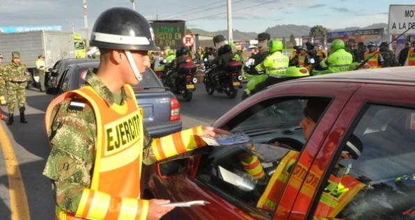 Las Fuerzas Militares lanzan plan de seguridad en las carreteras del país