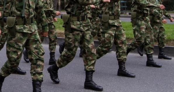 Colombia condena abuso sexual de militares a una niña
