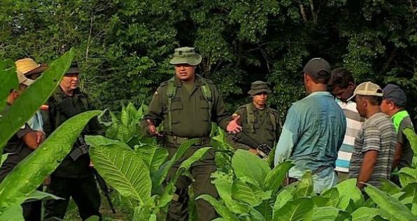 La Policía Nacional acompaña la restitución de tierras