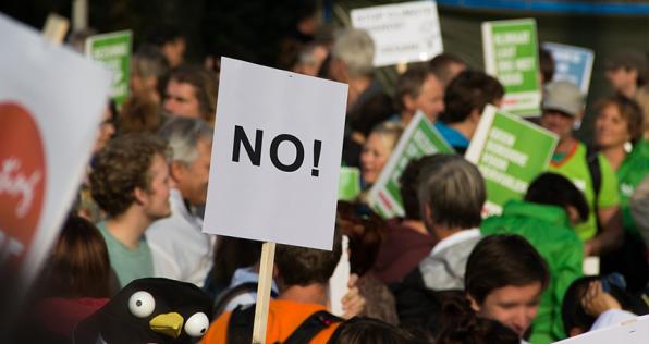 Indignación de colombianos por casos de violación de menores