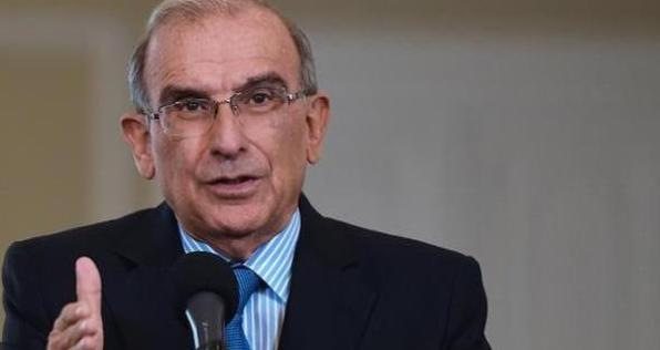"Acuerdos buscan aliviar dolor de víctimas": De La Calle