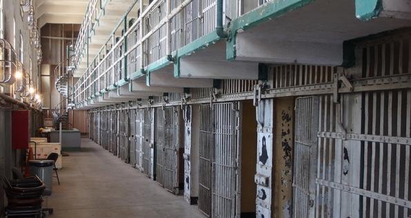 ¿Qué falta para aprobar cadena perpetua a violadores de niños?