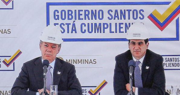 Presidente Santos firmó decreto para garantizar servicio de energía eléctrica a todos los colombianos