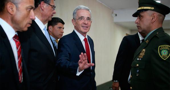 Caso Uribe a la Fiscalía y otros datos para empezar el dia