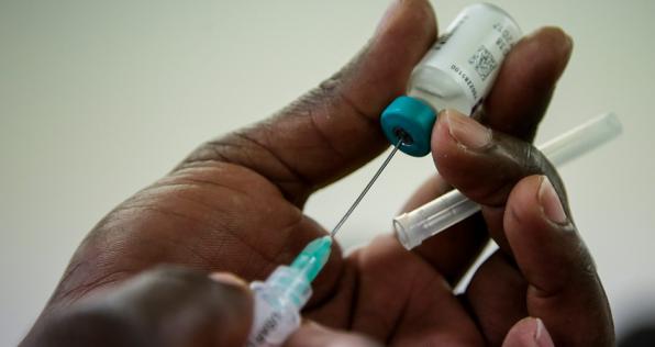 En pocos días iniciarán las pruebas de vacuna Johnson en Colombia