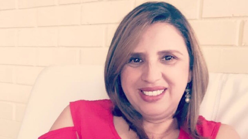 Alcira Inés Cuchivaguen, Técnico Administrativo del Centro de Emisión