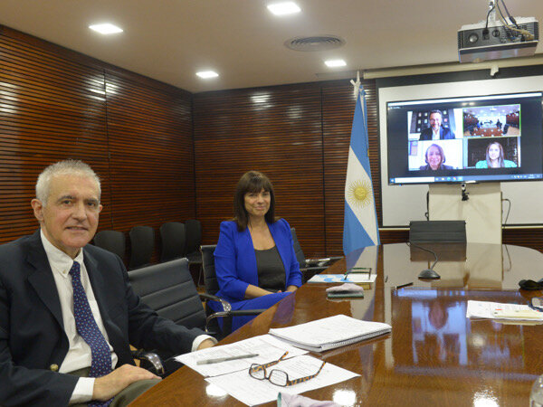 RTVC sella importante alianza con radio y televisión argentina RTA