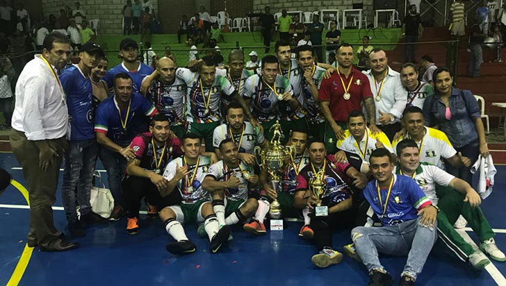 Sacrificio y compromiso, claves para el título continental de Caciques