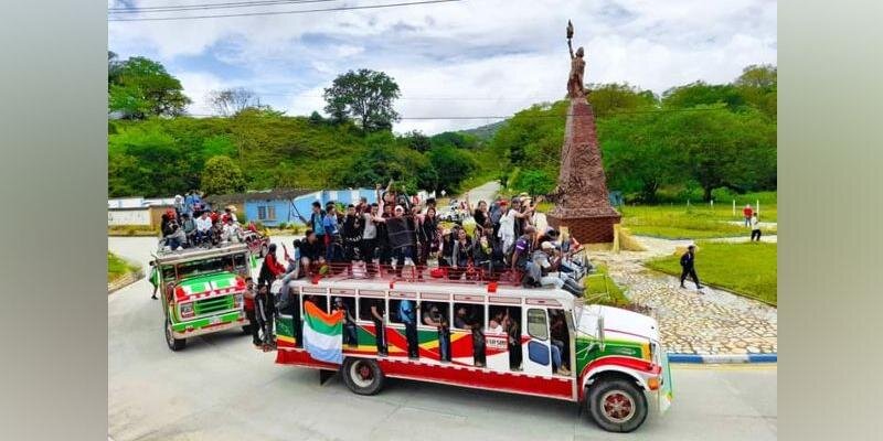 Seis emisoras de paz al aire