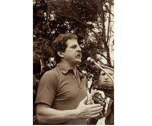 La Palabra Des-Armada, exposición que lo conecta con la historia