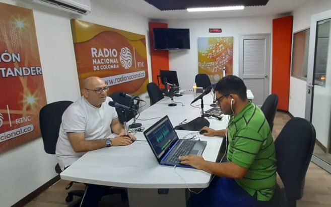 Ya están al aire cinco emisoras para la paz