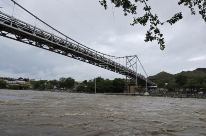 Travesía de medios llama la atención sobre el río más importante de Colombia