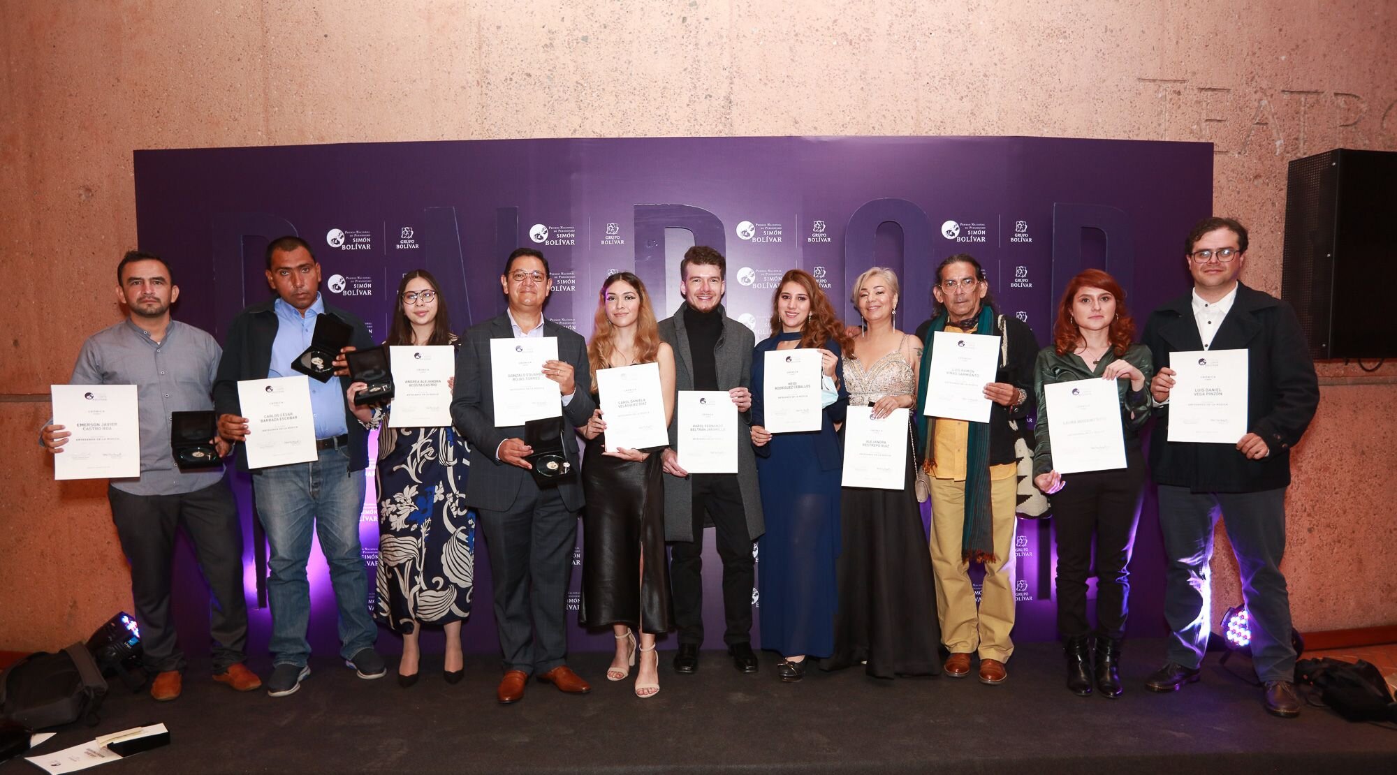 RTVC recibe tres Premios Simón Bolívar