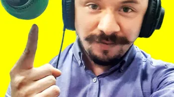 Erik Molina Gómez,  Control Máster de Exploremos - Radio Nacional de Colombia