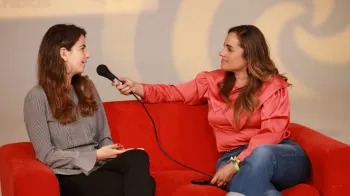 'Mía' Perdomo, invitada al Facebook Live de la serie "Mujeres Pioneras"