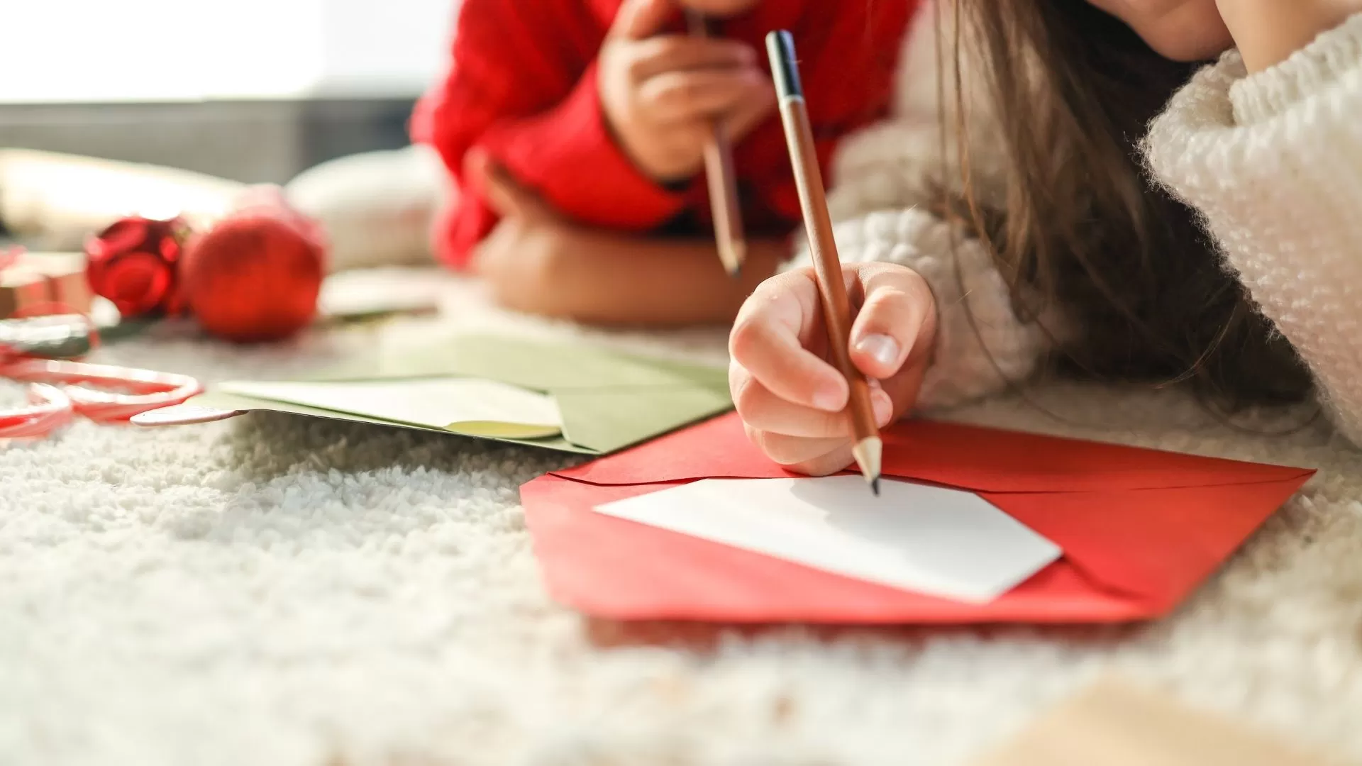 ¿Cómo hacer una carta para Amor y Amistad? 