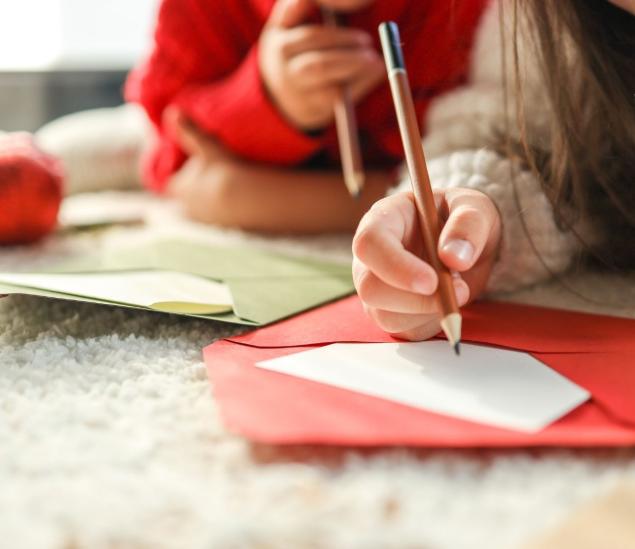 ¿Cómo hacer una carta para Amor y Amistad? 
