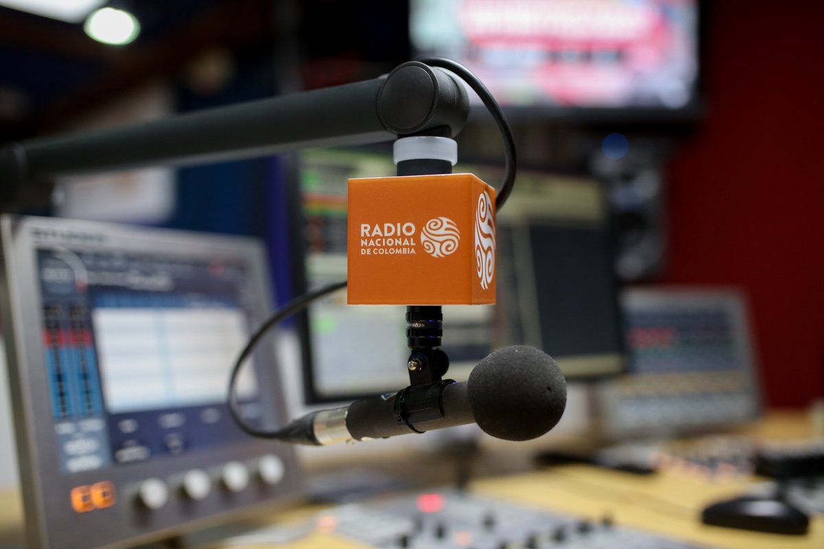 Anuncio (enorme) en transmisión de los partidos de la Selección Colombia: "Histórico"