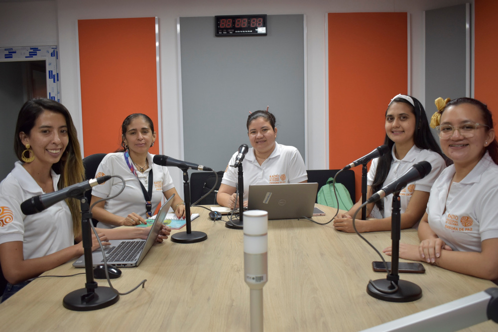 Emisoras de paz Emisoras de paz