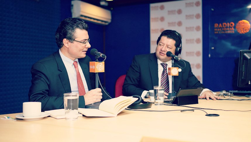 Ministro de Salud, Alejandro Gaviria, en la Radio Nacional de Colombia