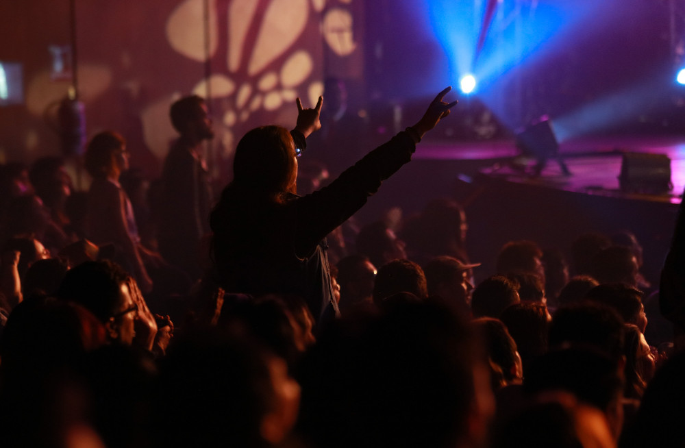 Nación Rebelde, ganador del Premio Simón Bolívar, comienza etapa de apoyo a nuevos talentos Nación Rebelde, ganador del Premio Simón Bolívar, comienza etapa de apoyo a nuevos talentos