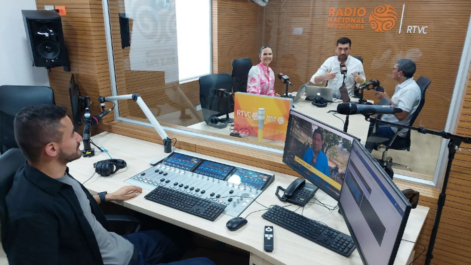 El lanzamiento de las nuevas Emisoras de Paz desde Fundación, Magdalena