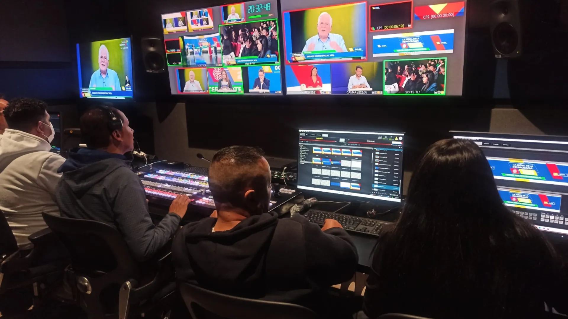 Con cuatro candidatos se realizó el tercer debate presidencial en Inravisión