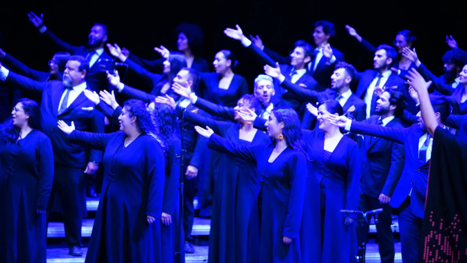 Convenio para que las artes vivas del Centro Nacional de las Artes se transmitan por radio y televisión pública