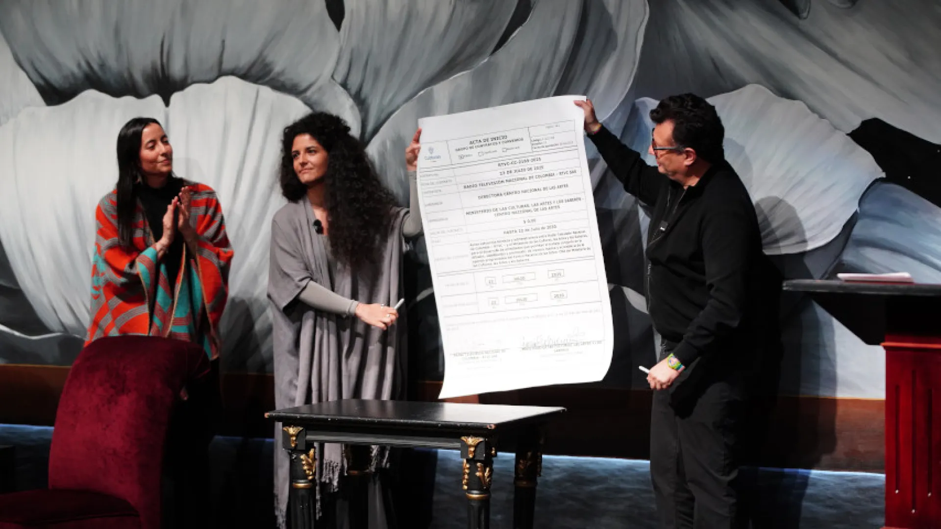 Convenio para que las artes vivas del Centro Nacional de las Artes se transmitan por radio y televisión pública