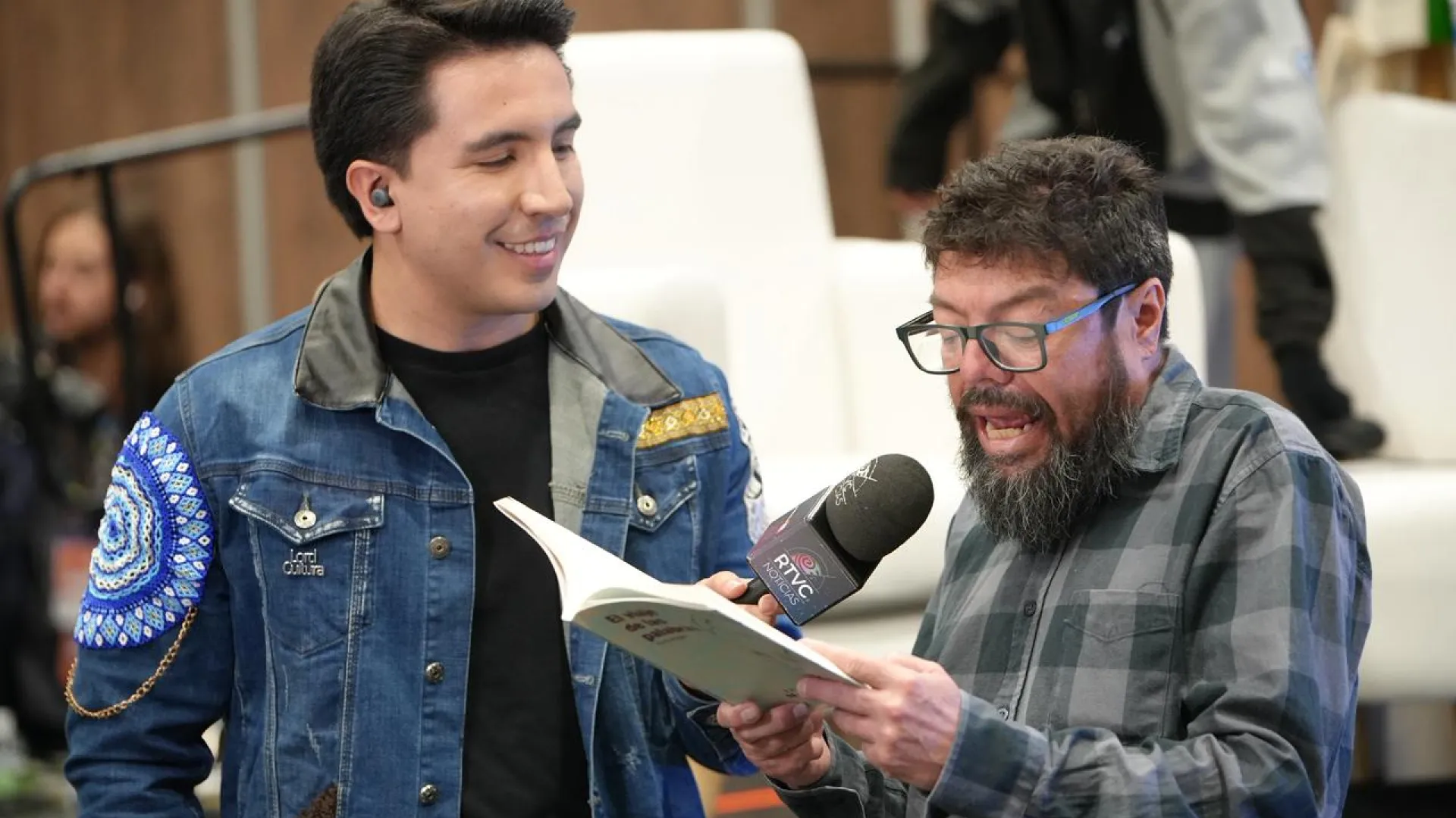 Protagonista de “Un poeta” presentará nueva temporada de Colombia Verso a Verso