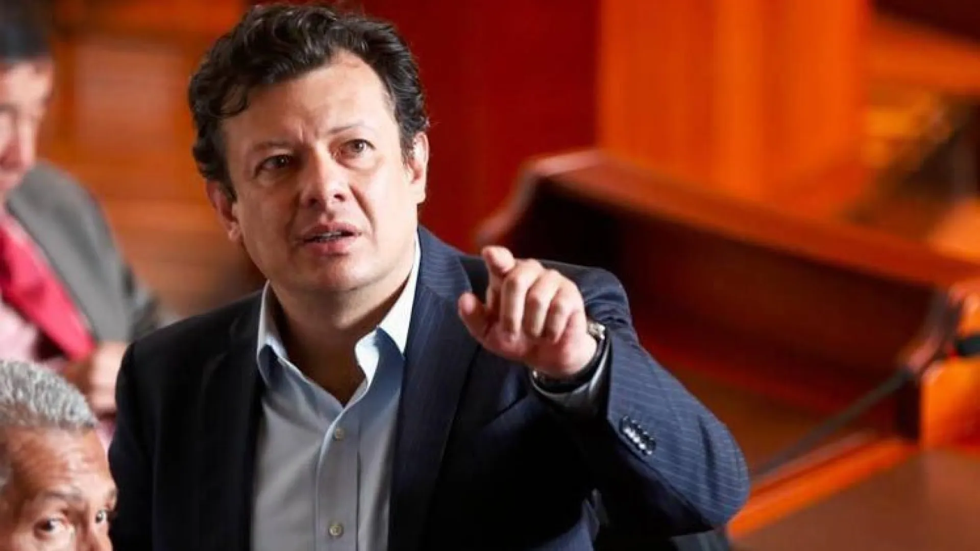  Hollman Morris se defiende de acusaciones de acoso laborar en RTVC y dice que se deben a “contratadero” que había en la entidad