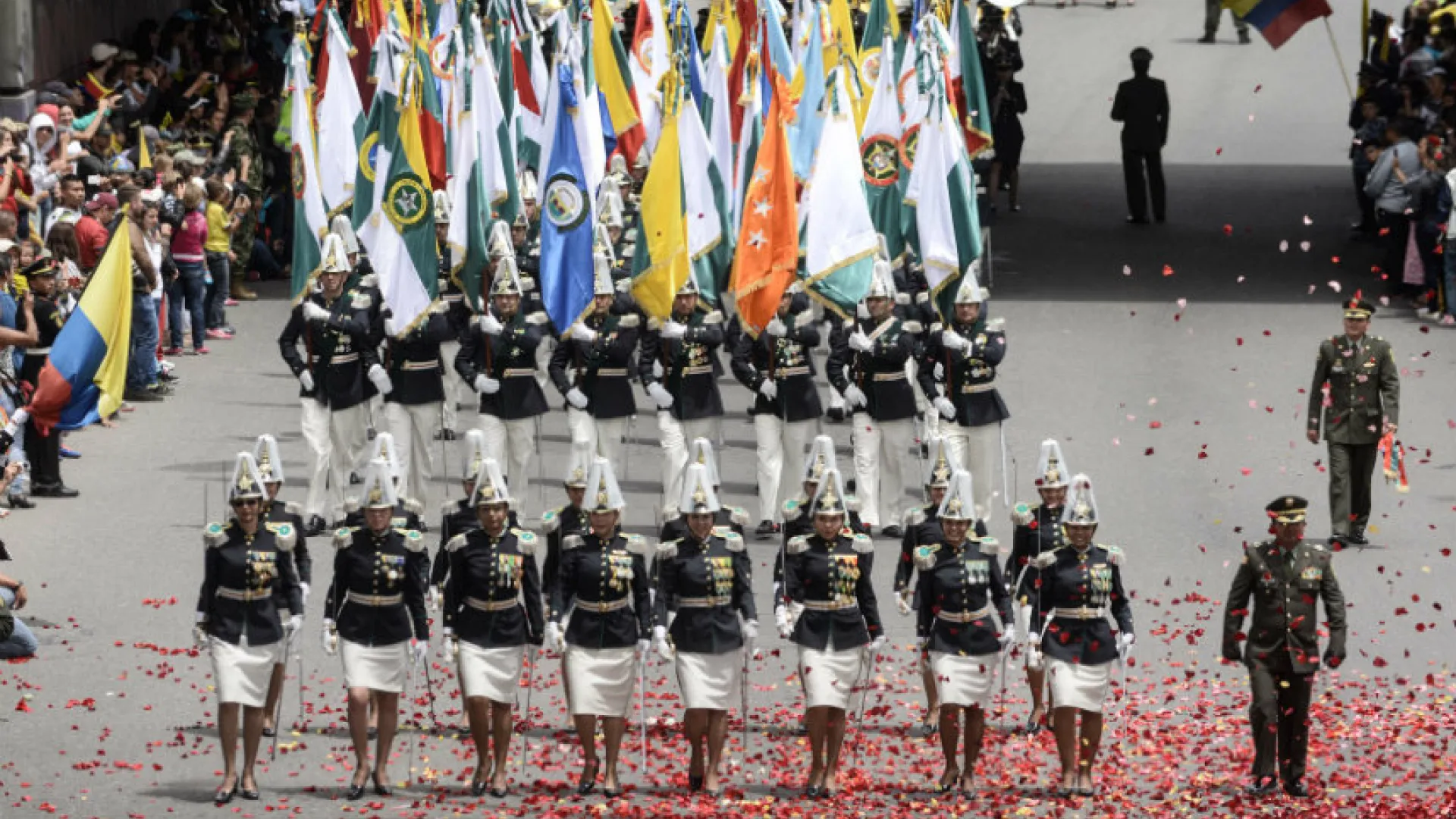 Reconocidos personajes acompañarán la transmisión de la conmemoración del 20 de julio