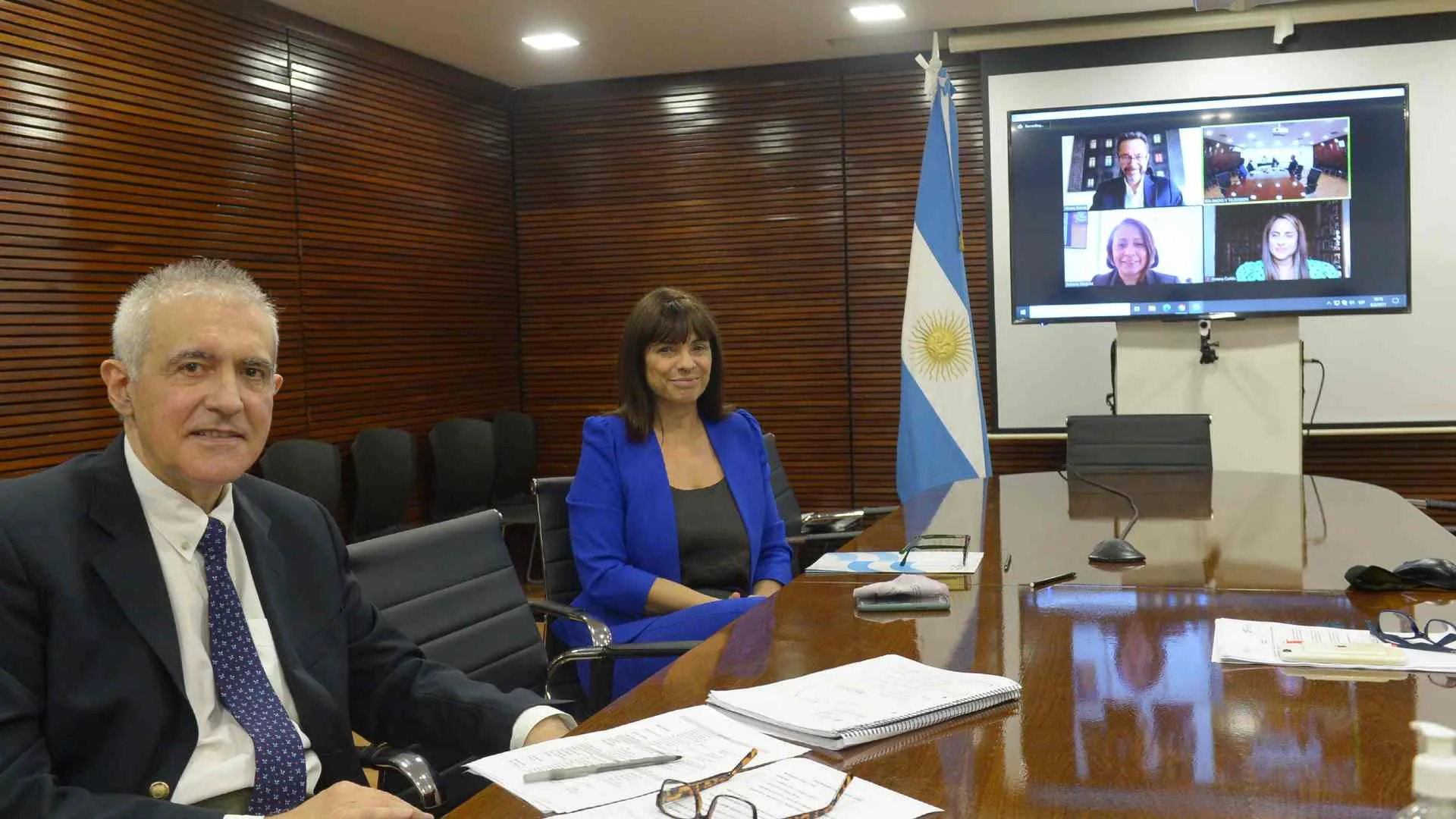 RTVC firma alianza con RTA para fomentar intercambio de contenidos