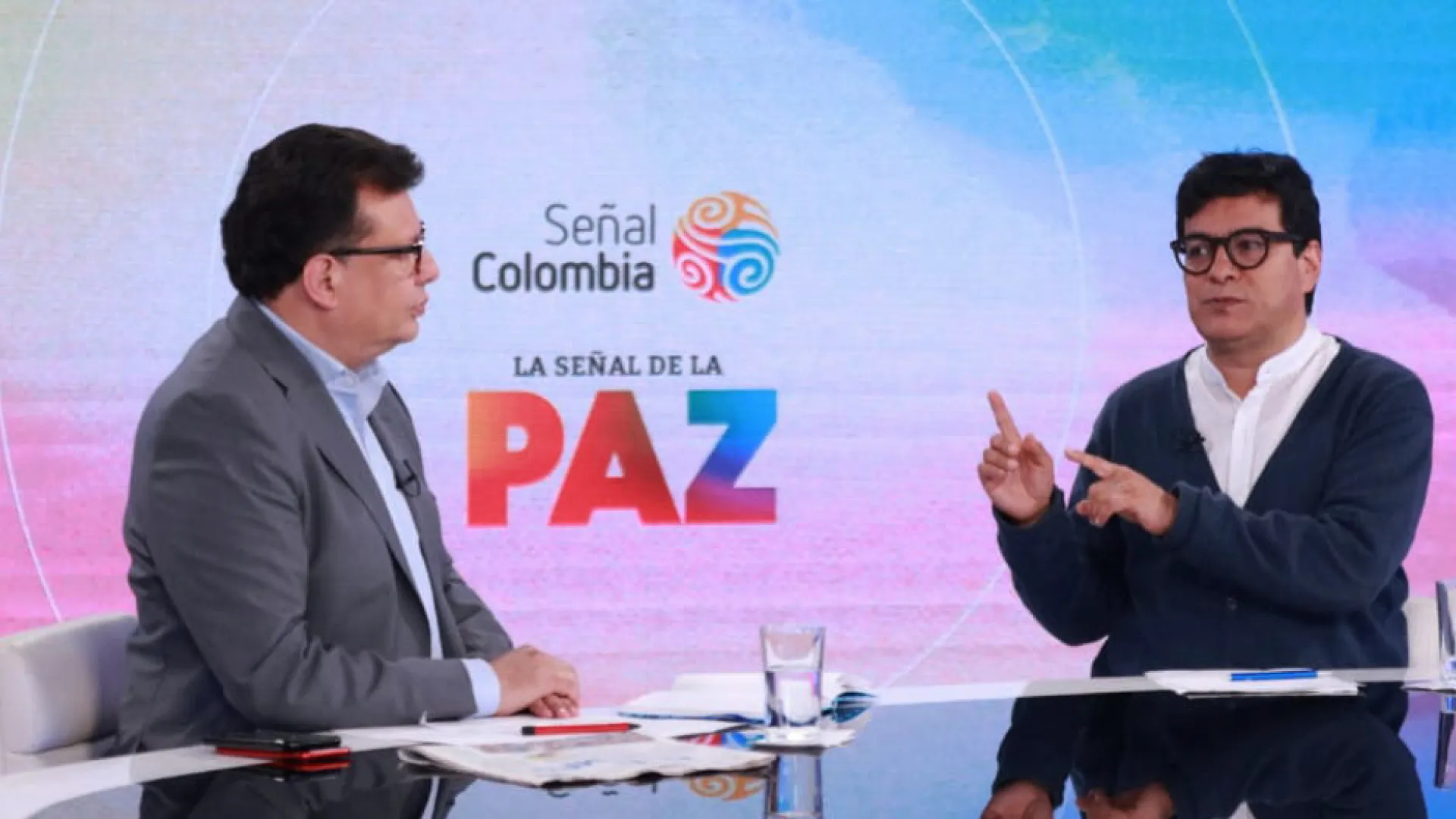 “El saboteo a la paz tiene distintas formas y mecanismos” afirma el Alto Comisionado para la Paz, dando primicias en Señal Colombia, la señal de la paz