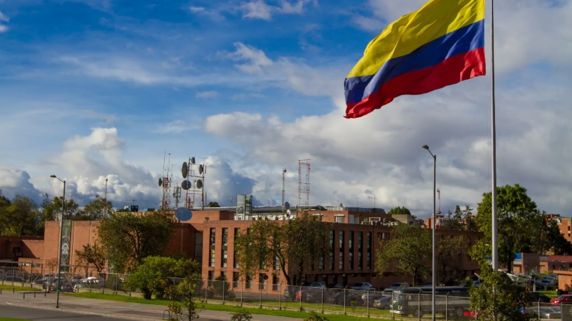 Fachada RTVC calle 26