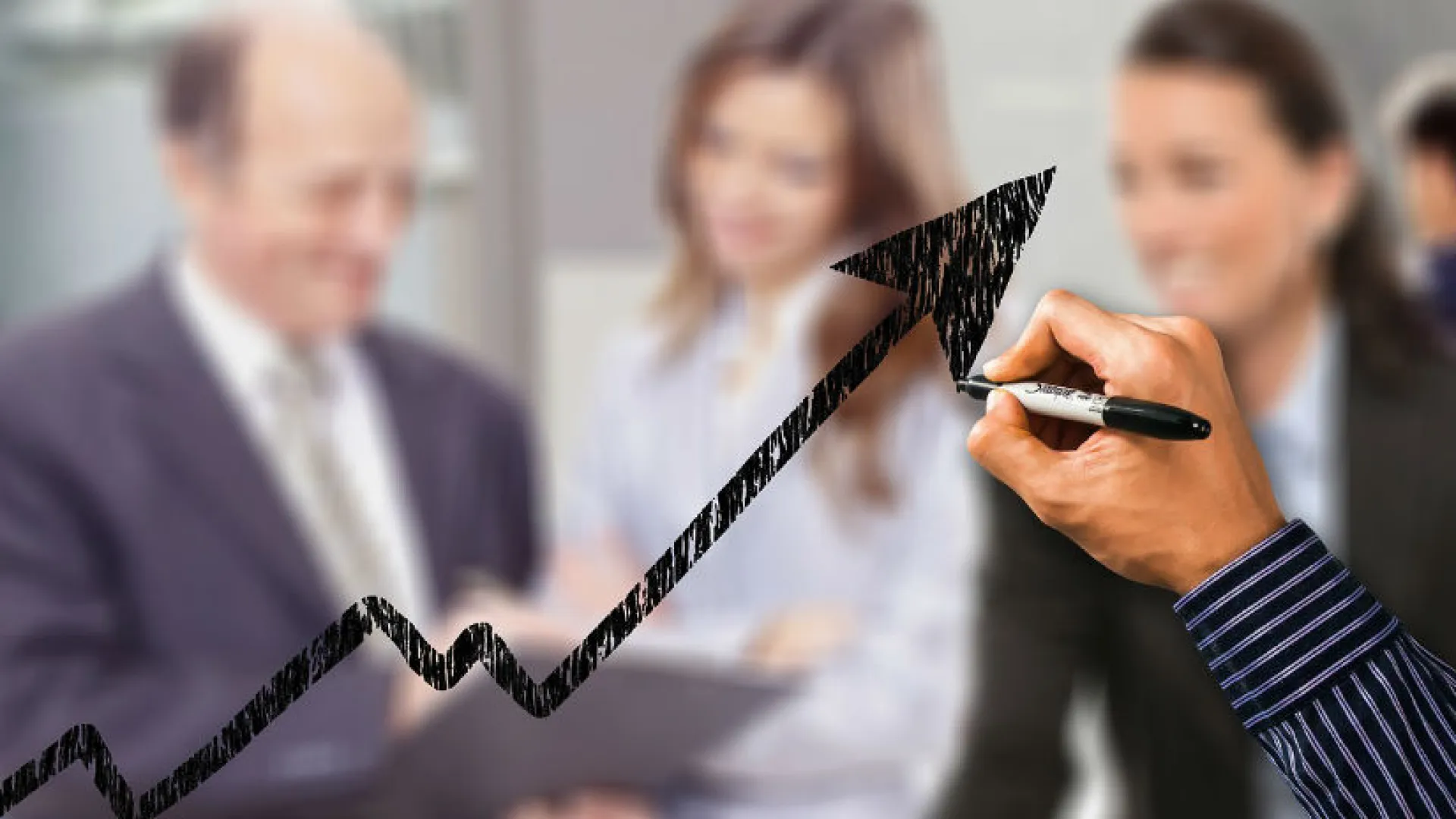 Evolución reciente y esperada de la economía colombiana, por Canal Institucional