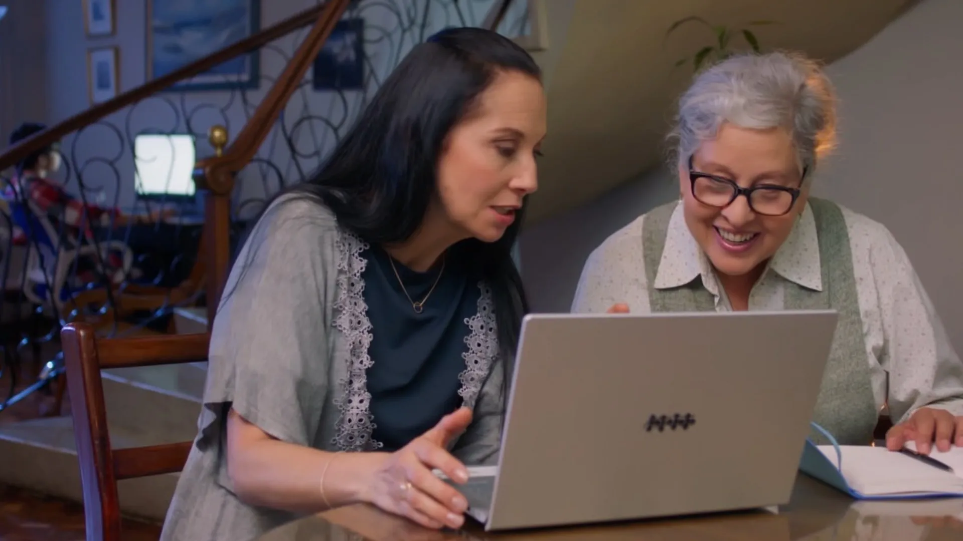 Clic ahí Canal Institucional