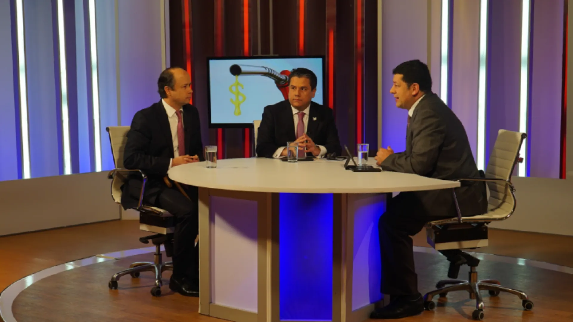 MinMinas analiza en 'Conversemos de Economía' el futuro del sector petrolero