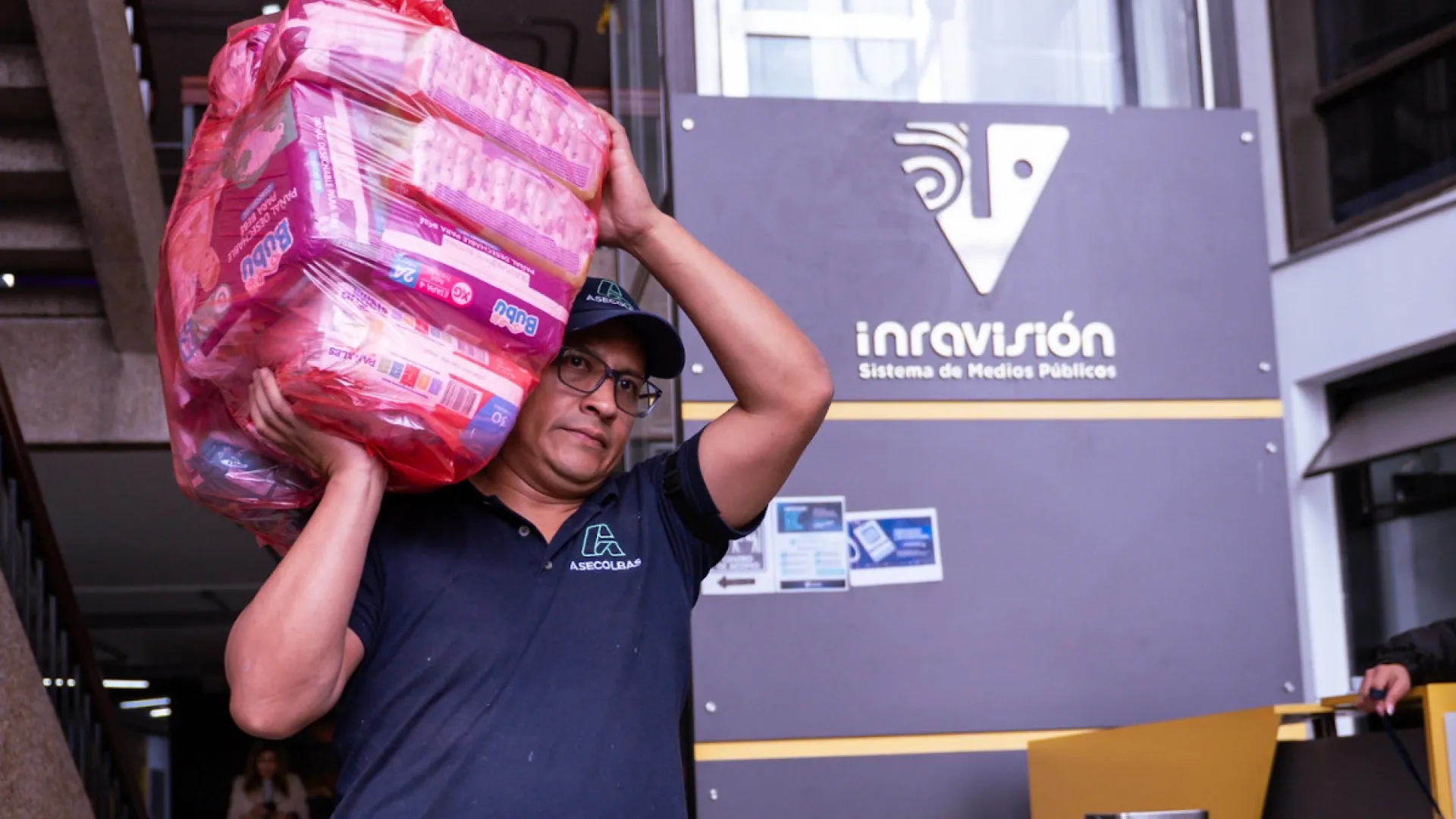 El Sistema de Medios Públicos se une a la campaña "Colombia, un solo corazón", cin una gran donación para los damnificados del terremoto